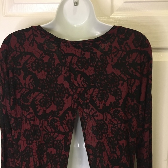 ARITZIA Wilfred La Riviere Burgundy Lace Print Top Shirt - Picture 5 of 8